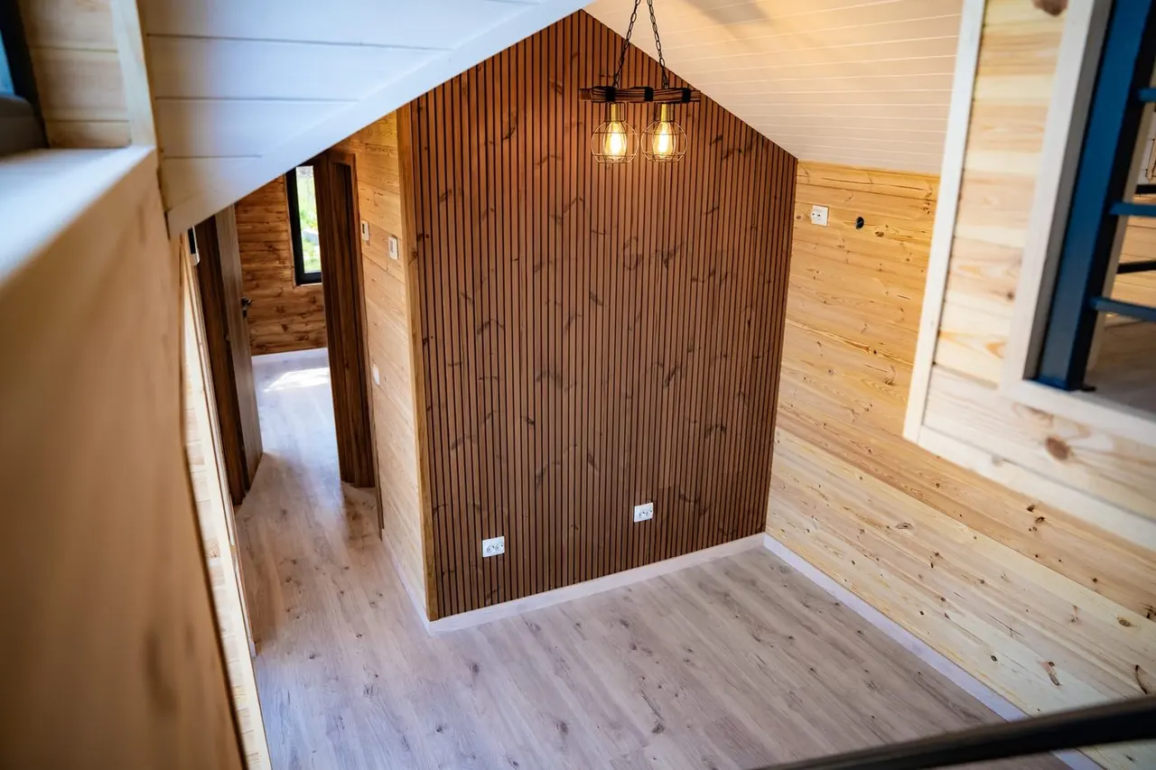 Détail intérieur lambris vertical