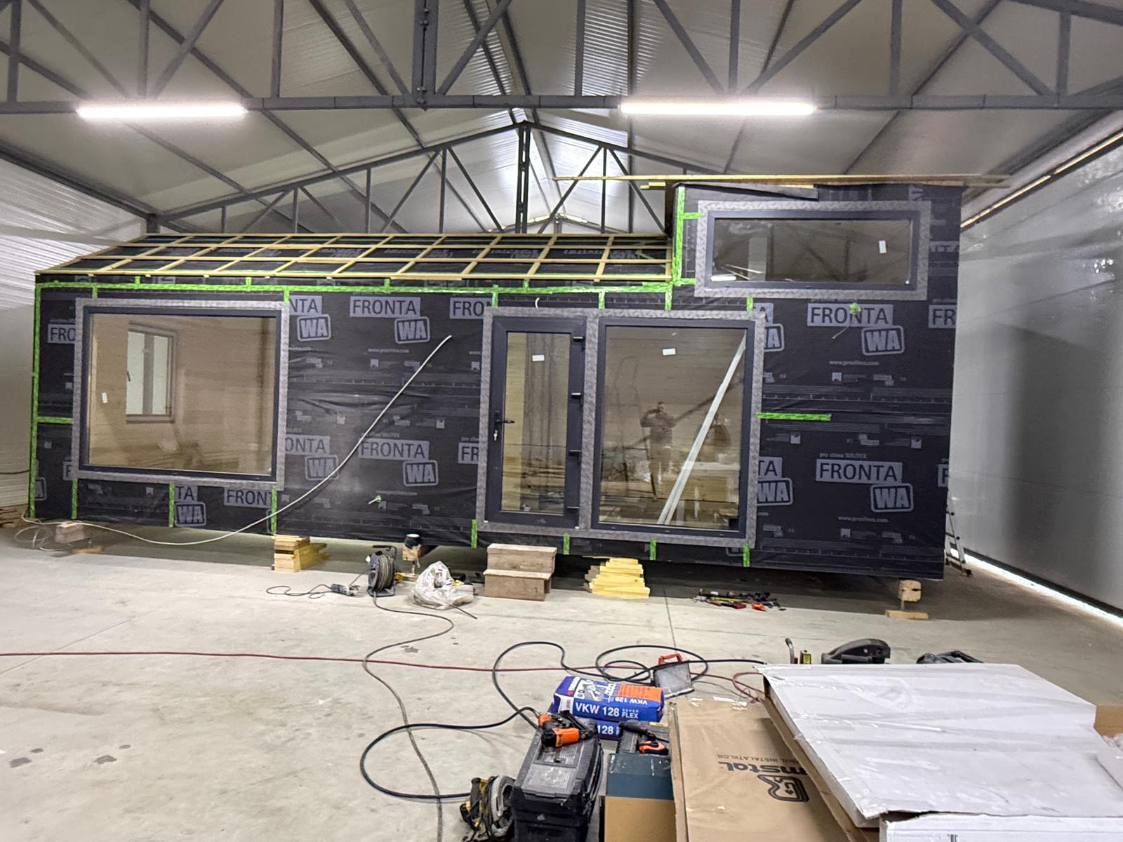 Kubo en construction — phase structure et isolation